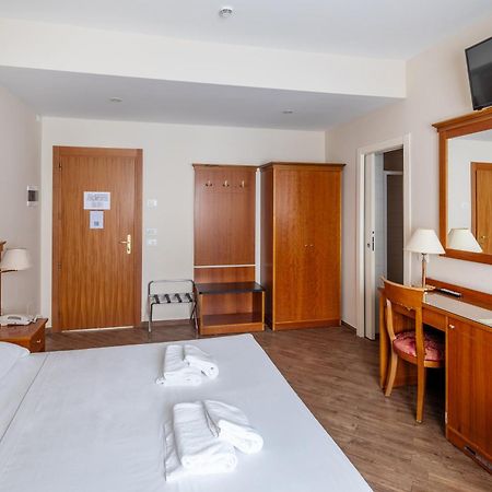 Hotel Excelsior Παβία Εξωτερικό φωτογραφία