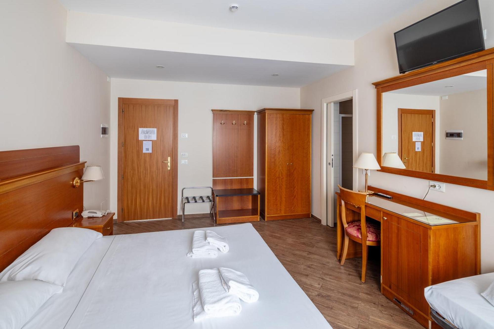 Hotel Excelsior Παβία Εξωτερικό φωτογραφία