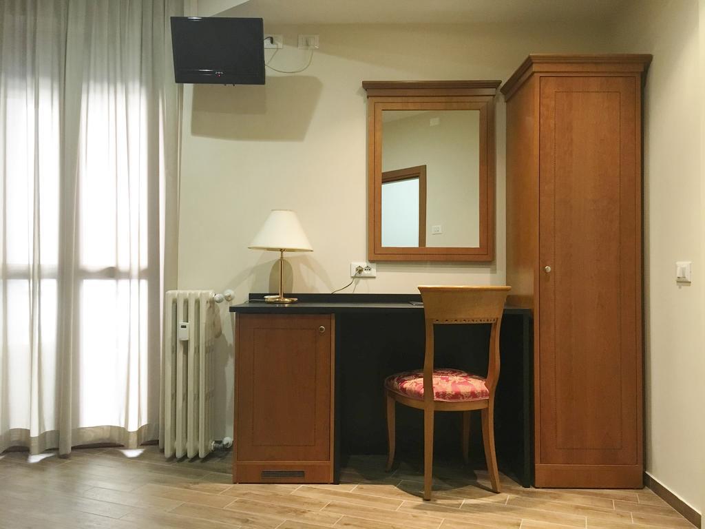 Hotel Excelsior Παβία Εξωτερικό φωτογραφία